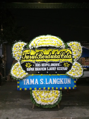 Papan Bunga Duka di Kikim Tengah